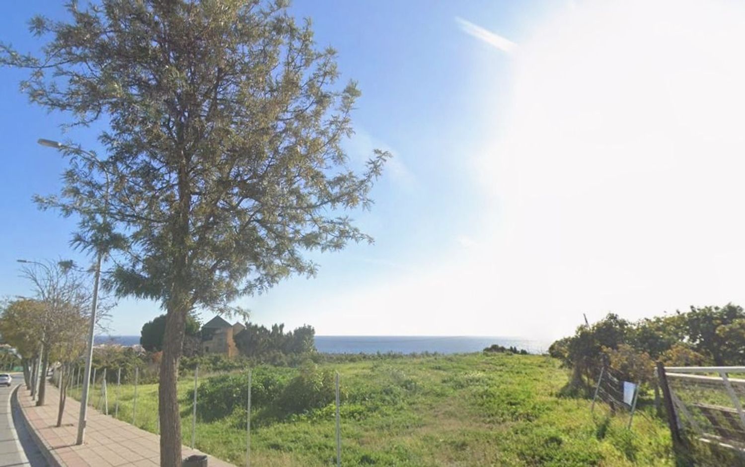 REF. DD280326NE – Inmueble en Avda Pescia – Ctra de Frigiliana