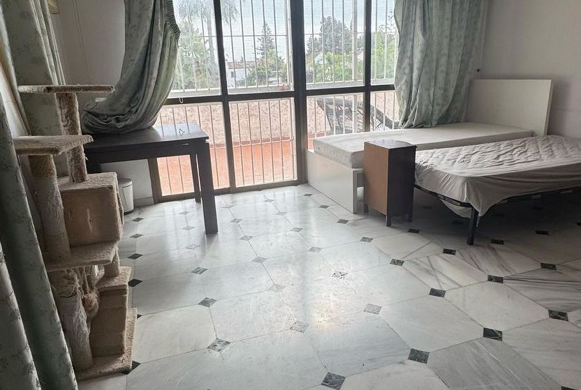 REF. LZ010426EST – Inmueble en Zona Calvario