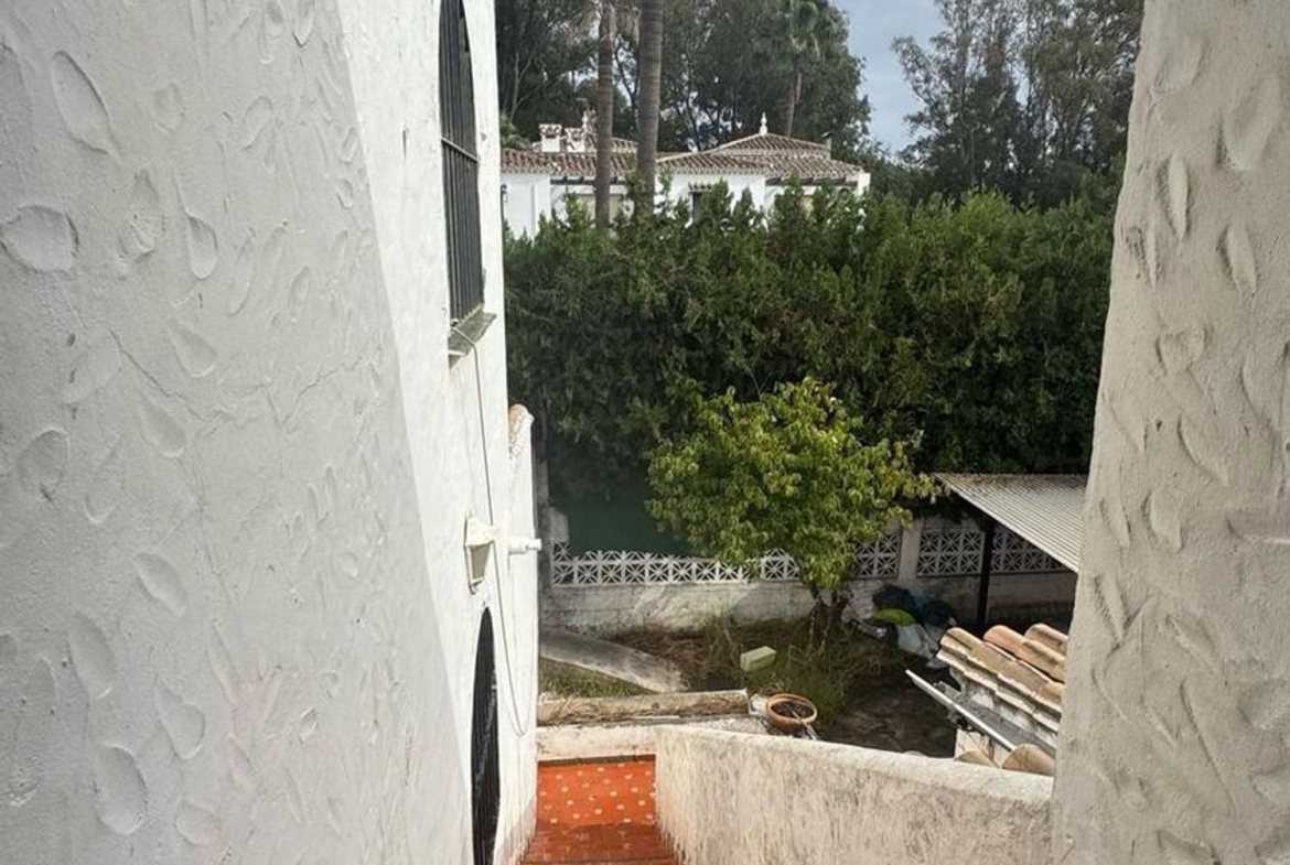 REF. LZ010426EST – Inmueble en Zona Calvario