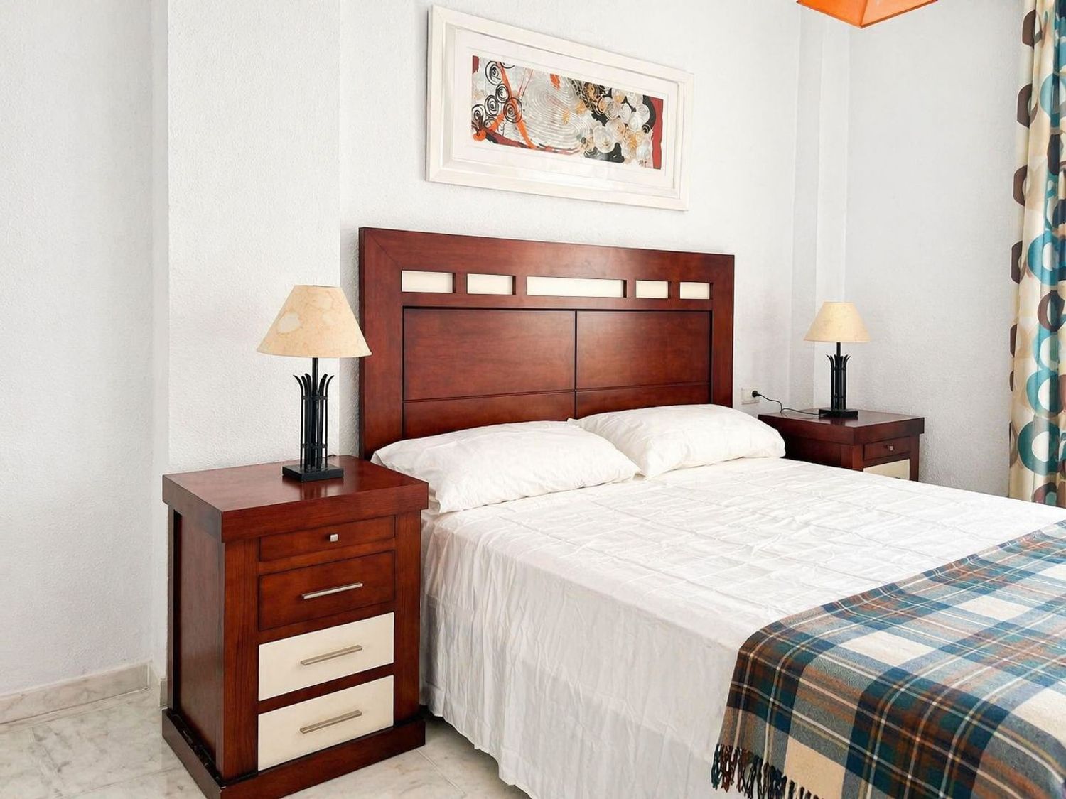 1426414073 REF. DD080426TO – Inmueble en Urbanización Santa Rosa