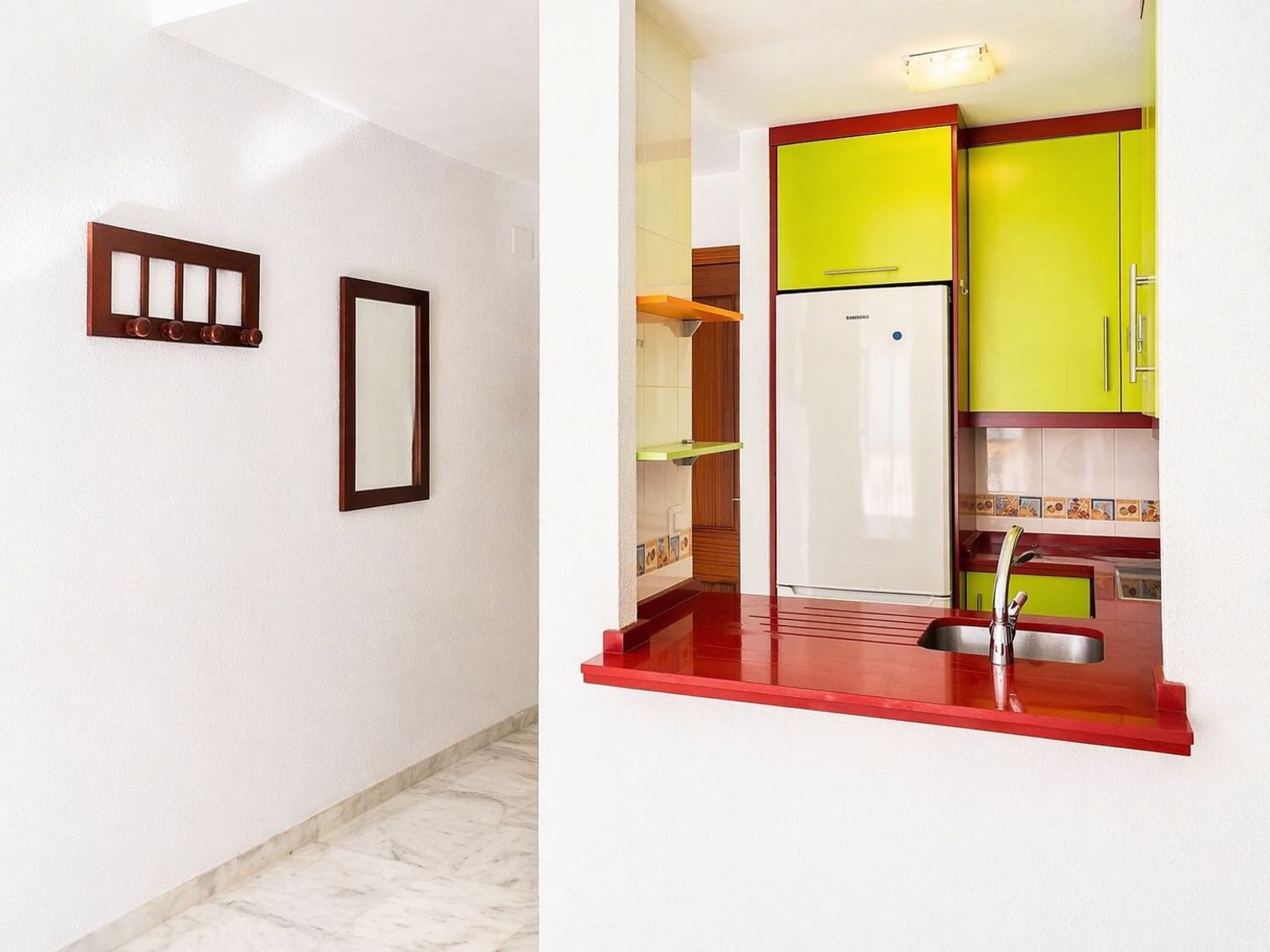 1426414083 REF. DD080426TO – Inmueble en Urbanización Santa Rosa