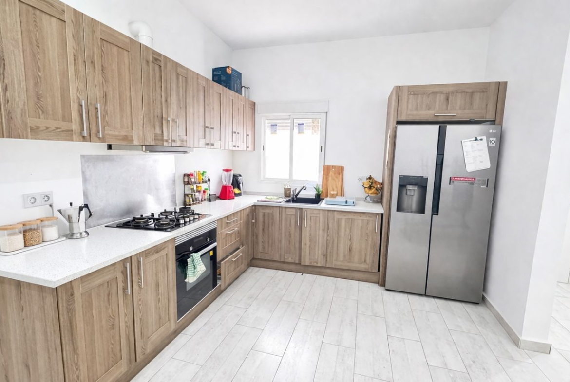 REF. LZ090426ALG – Inmueble en La Reconquista – El Ensanche