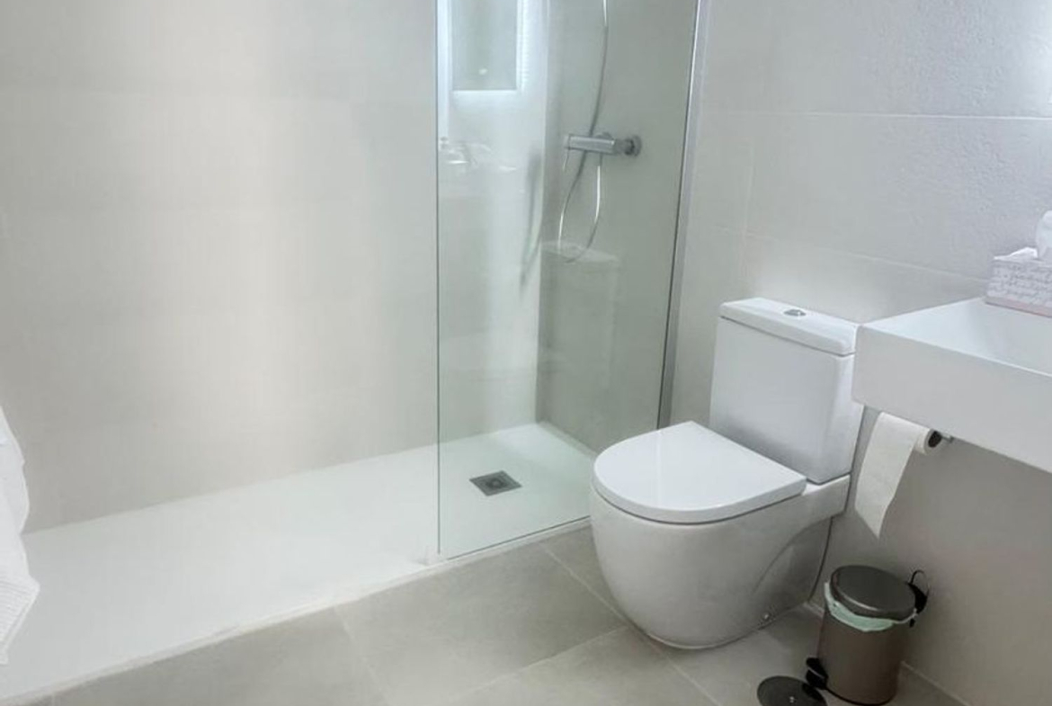 REF. LZ180326CA – Inmueble en Bahía de Casares