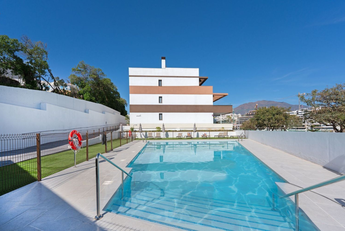 REF. LZ140426EST – Inmueble en Huerta Nueva