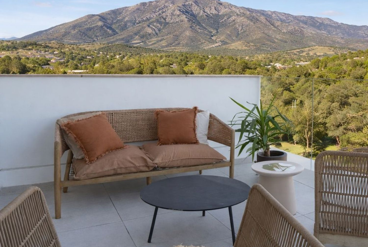 REF. LZ140426EST – Inmueble en Huerta Nueva