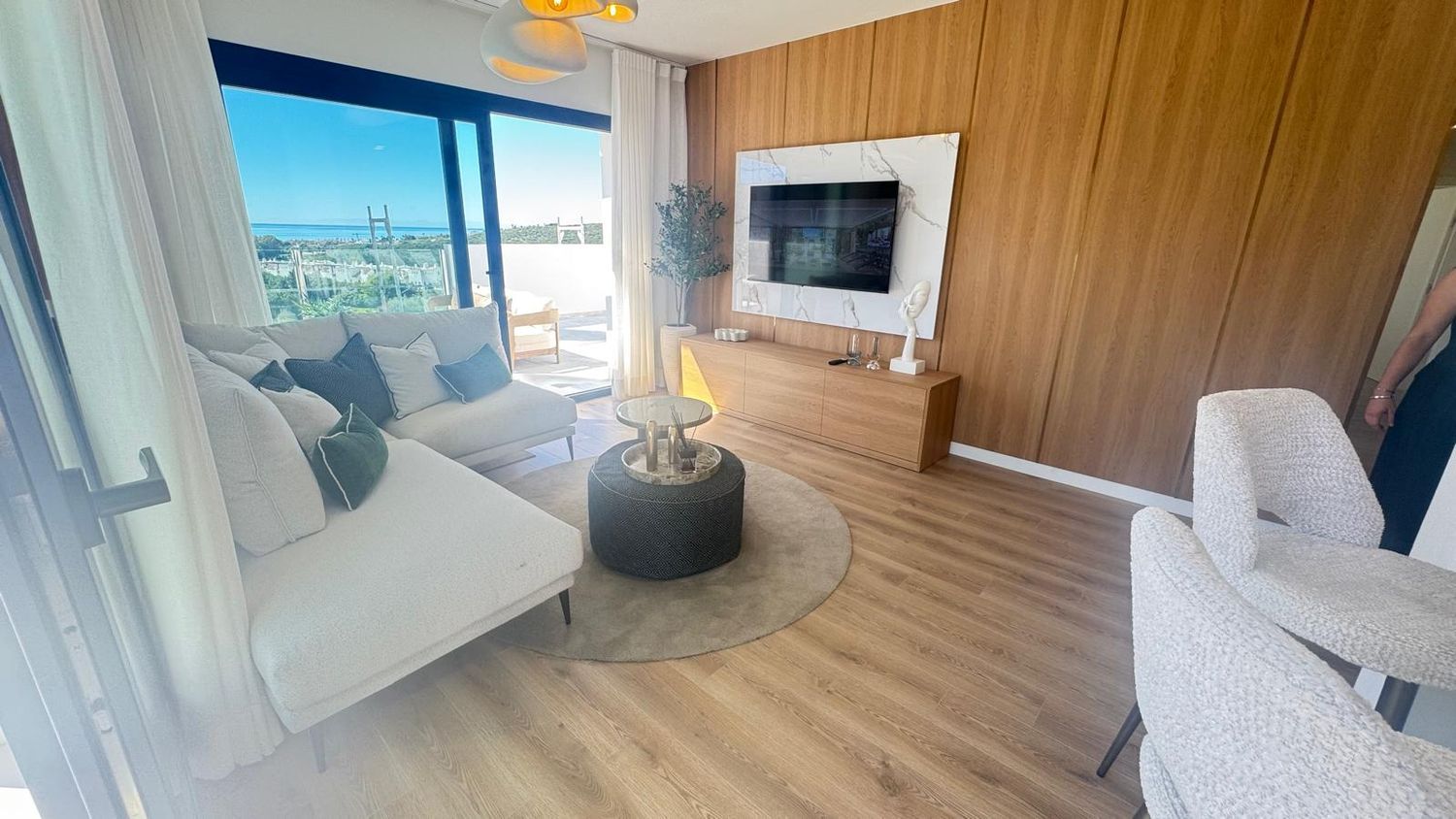 REF. LZ180426CA – Inmueble en Casares Golf – Casares del Sol