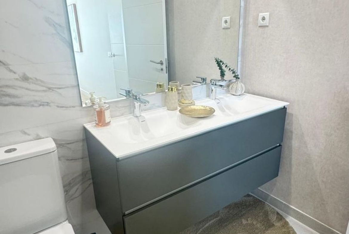 REF. LZ180426CA – Inmueble en Casares Golf – Casares del Sol
