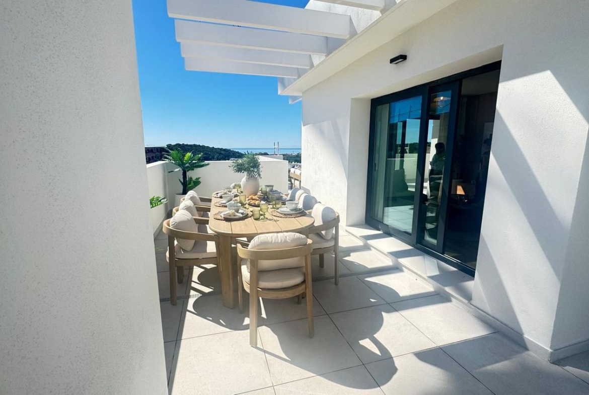 REF. LZ180426CA – Inmueble en Casares Golf – Casares del Sol