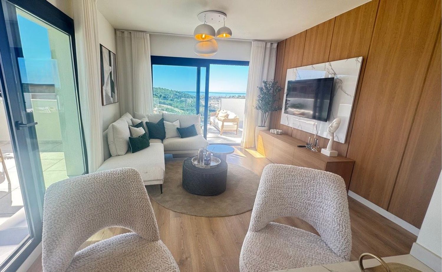 REF. LZ180426CA – Inmueble en Casares Golf – Casares del Sol