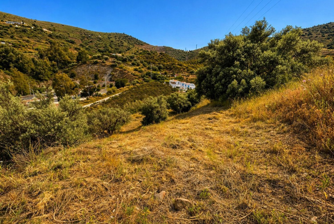 REF. DD230426TX – Inmueble en Torrox Pueblo