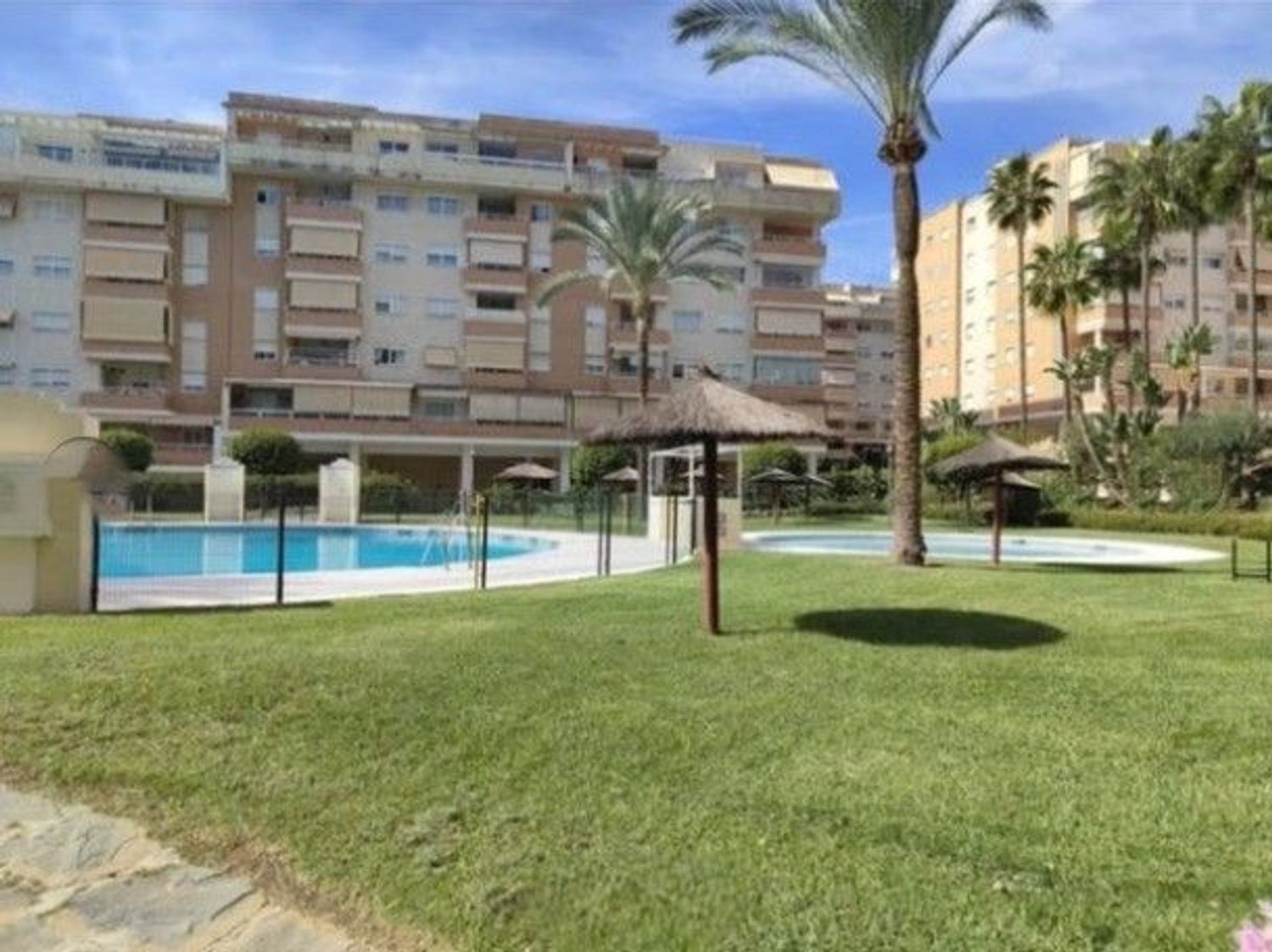 1431656377 REF. JS240426MA – Inmueble en El Consul – El Romeral