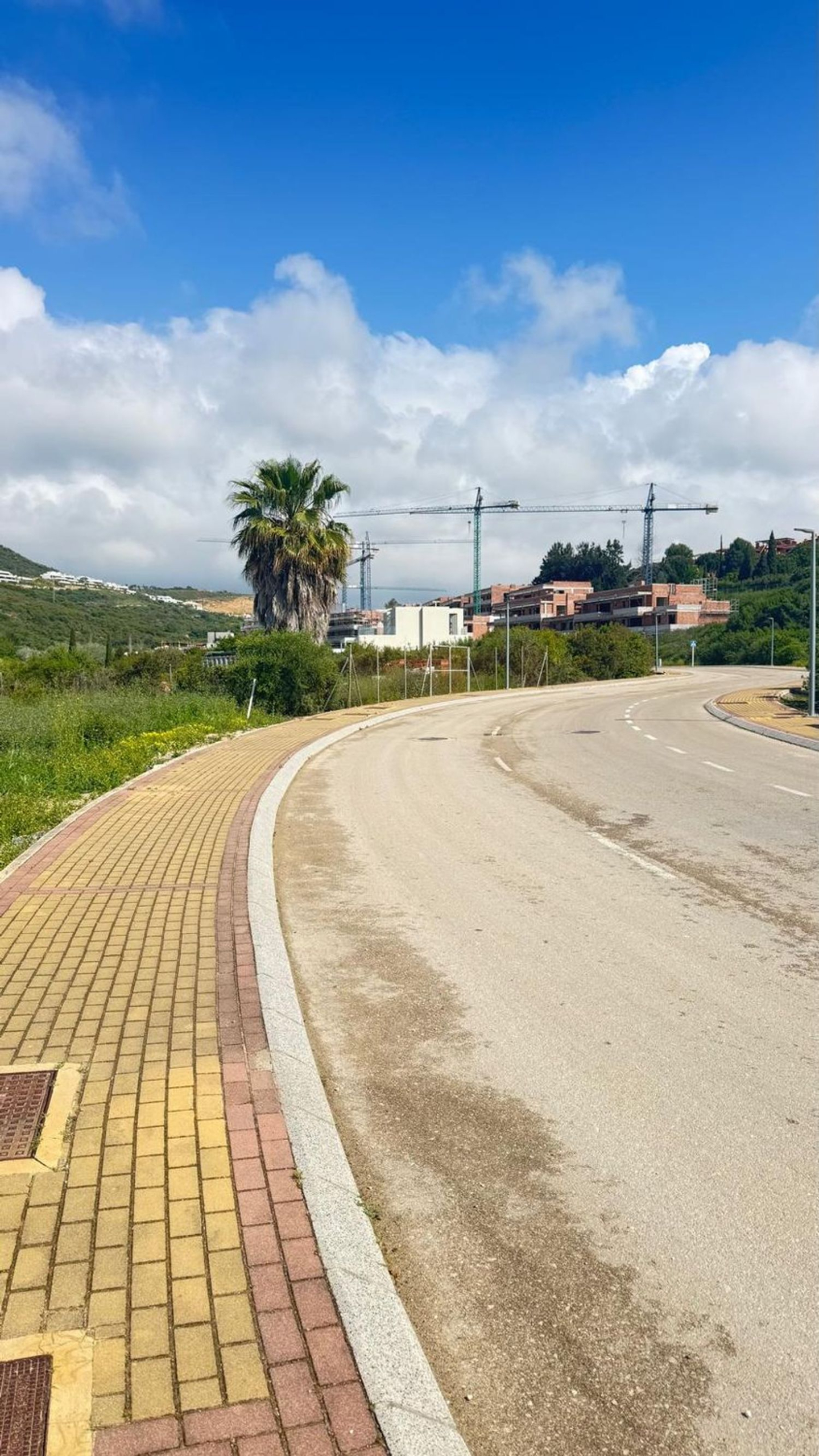REF. LZ250426CA – Inmueble en Casares Golf – Casares del Sol
