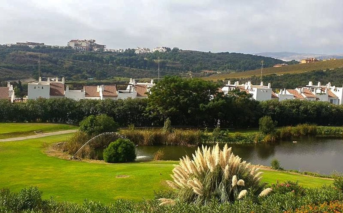 REF. LZ250426CA – Inmueble en Casares Golf – Casares del Sol