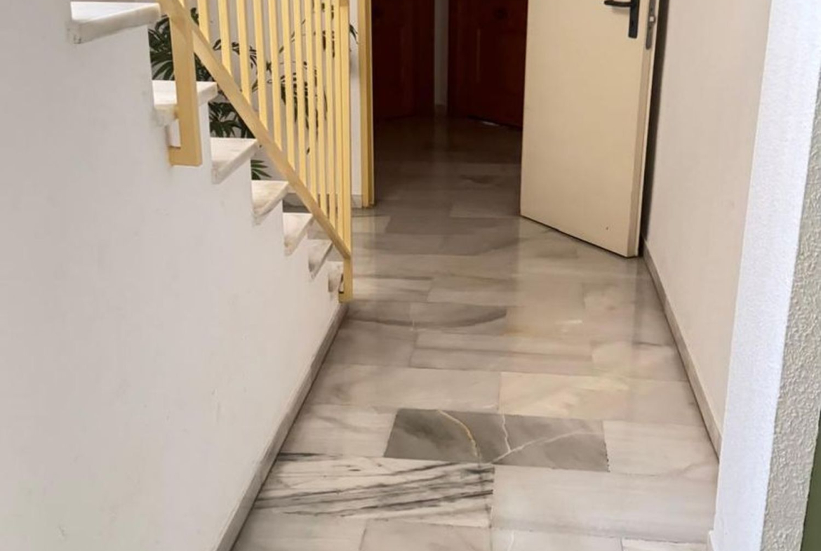 REF. LZ300426EST – Inmueble en Sierra de Estepona-Avda de Andalucia
