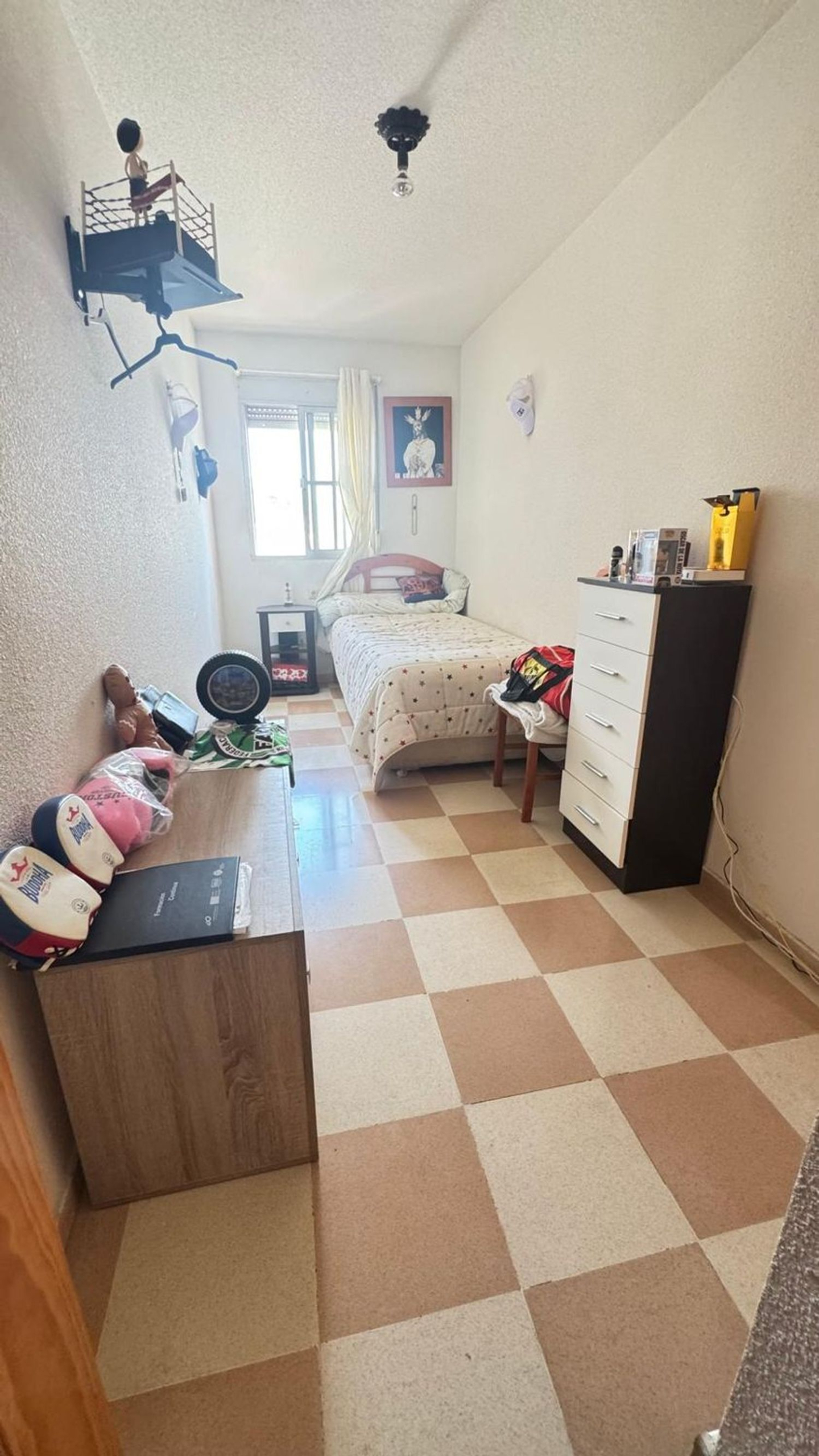 REF. LZ300426EST – Inmueble en Sierra de Estepona-Avda de Andalucia