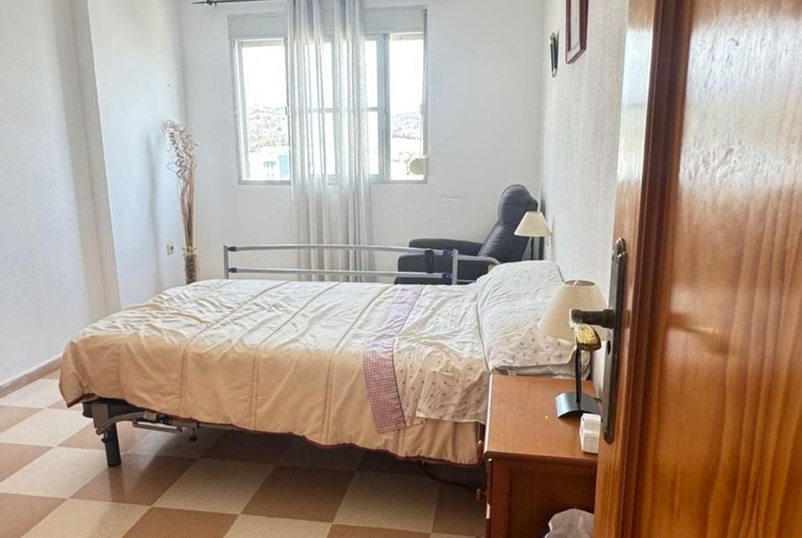 REF. LZ300426EST – Inmueble en Sierra de Estepona-Avda de Andalucia