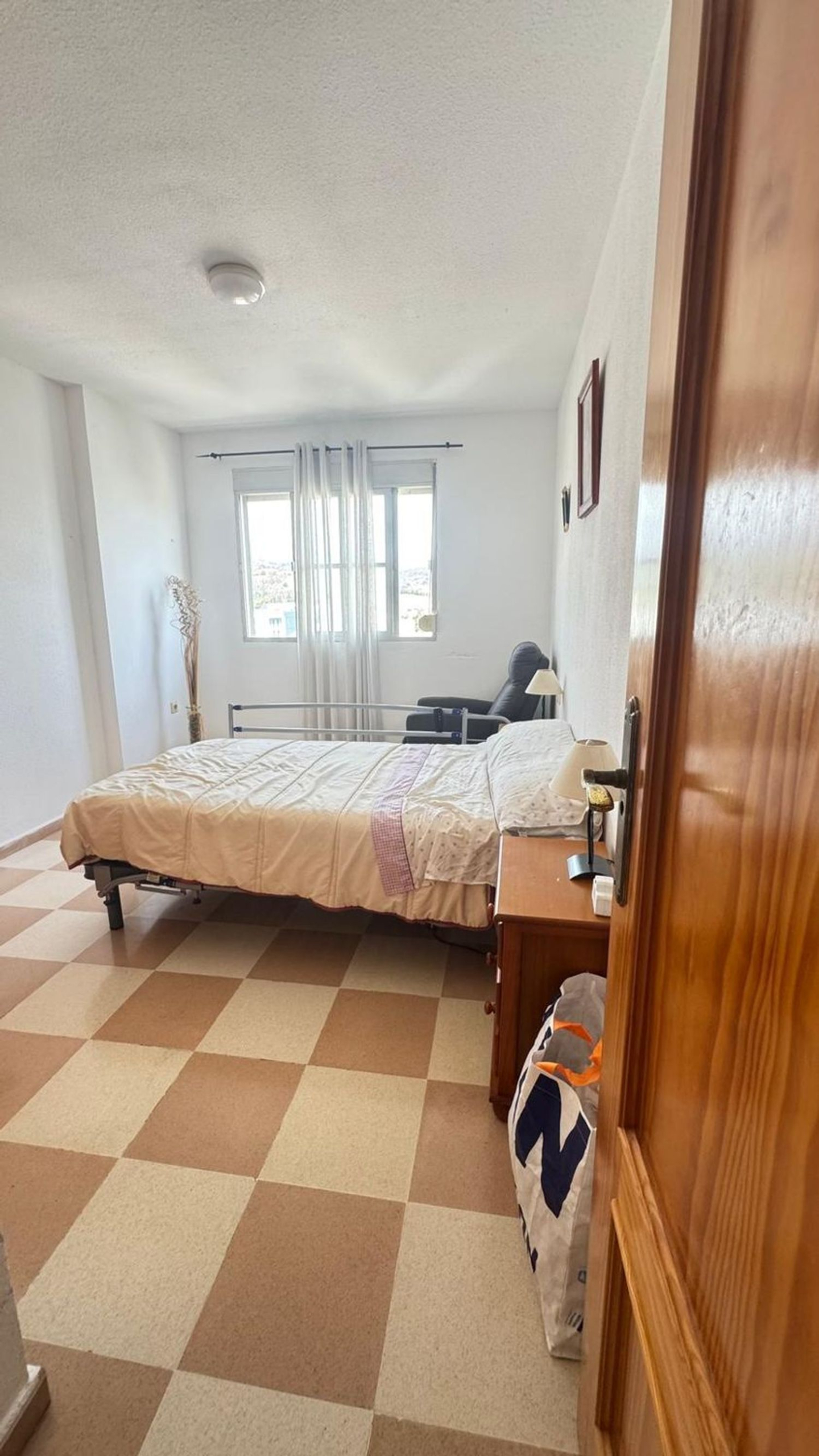 REF. LZ300426EST – Inmueble en Sierra de Estepona-Avda de Andalucia
