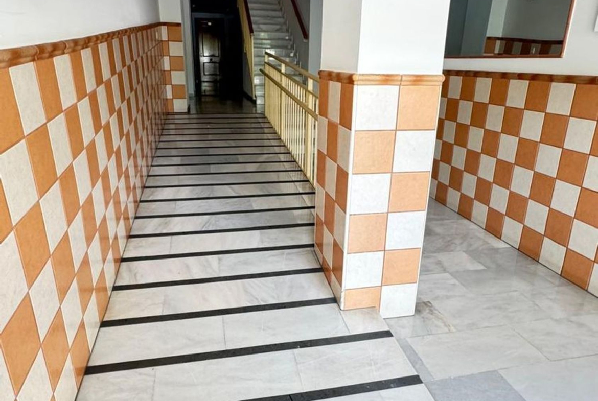 REF. LZ300426EST – Inmueble en Sierra de Estepona-Avda de Andalucia