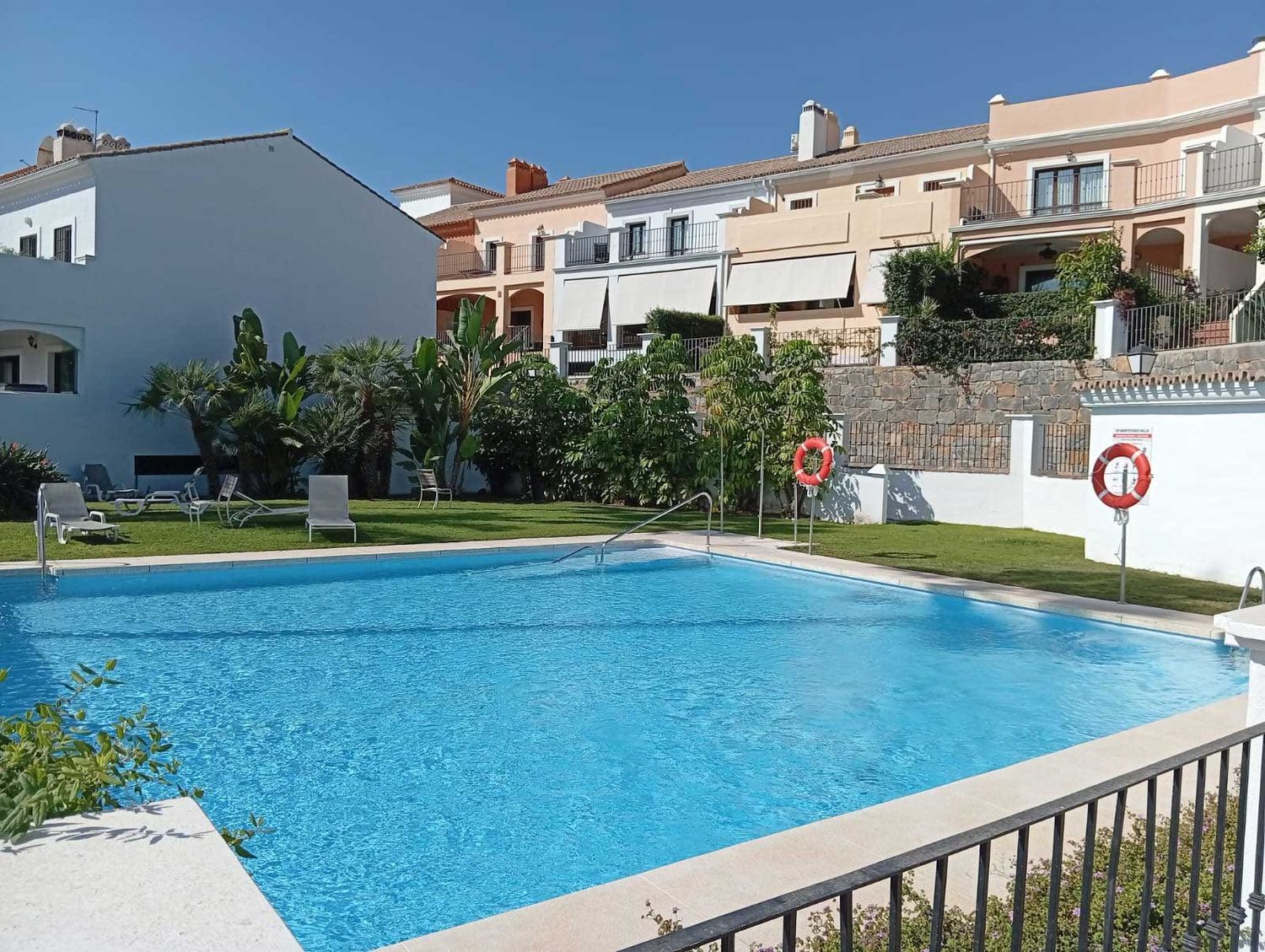 REF. LZ130526EST – Inmueble en Paraiso-Barronal