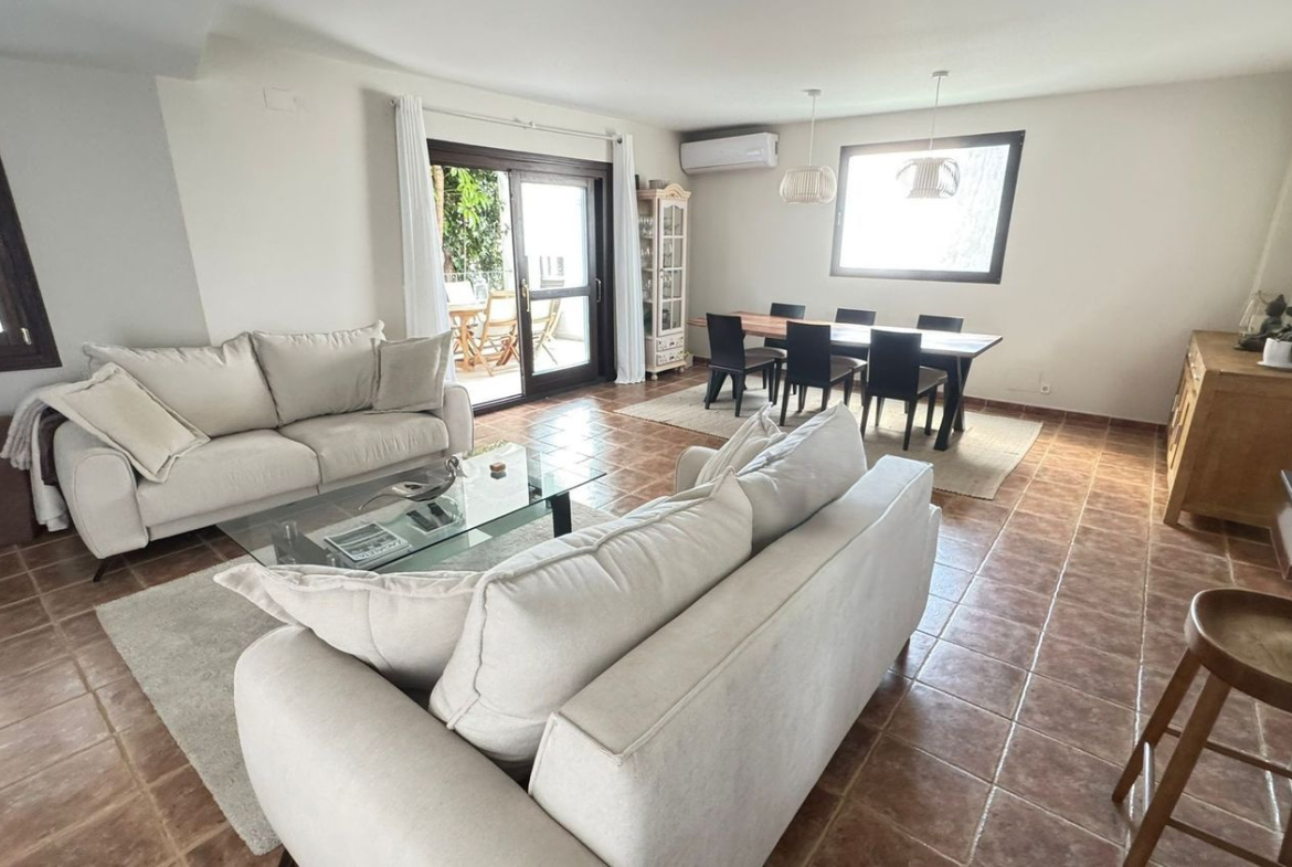 REF. LZ130526EST – Inmueble en Paraiso-Barronal