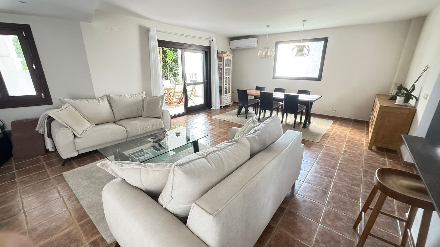 REF. LZ130526EST – Inmueble en Paraiso-Barronal