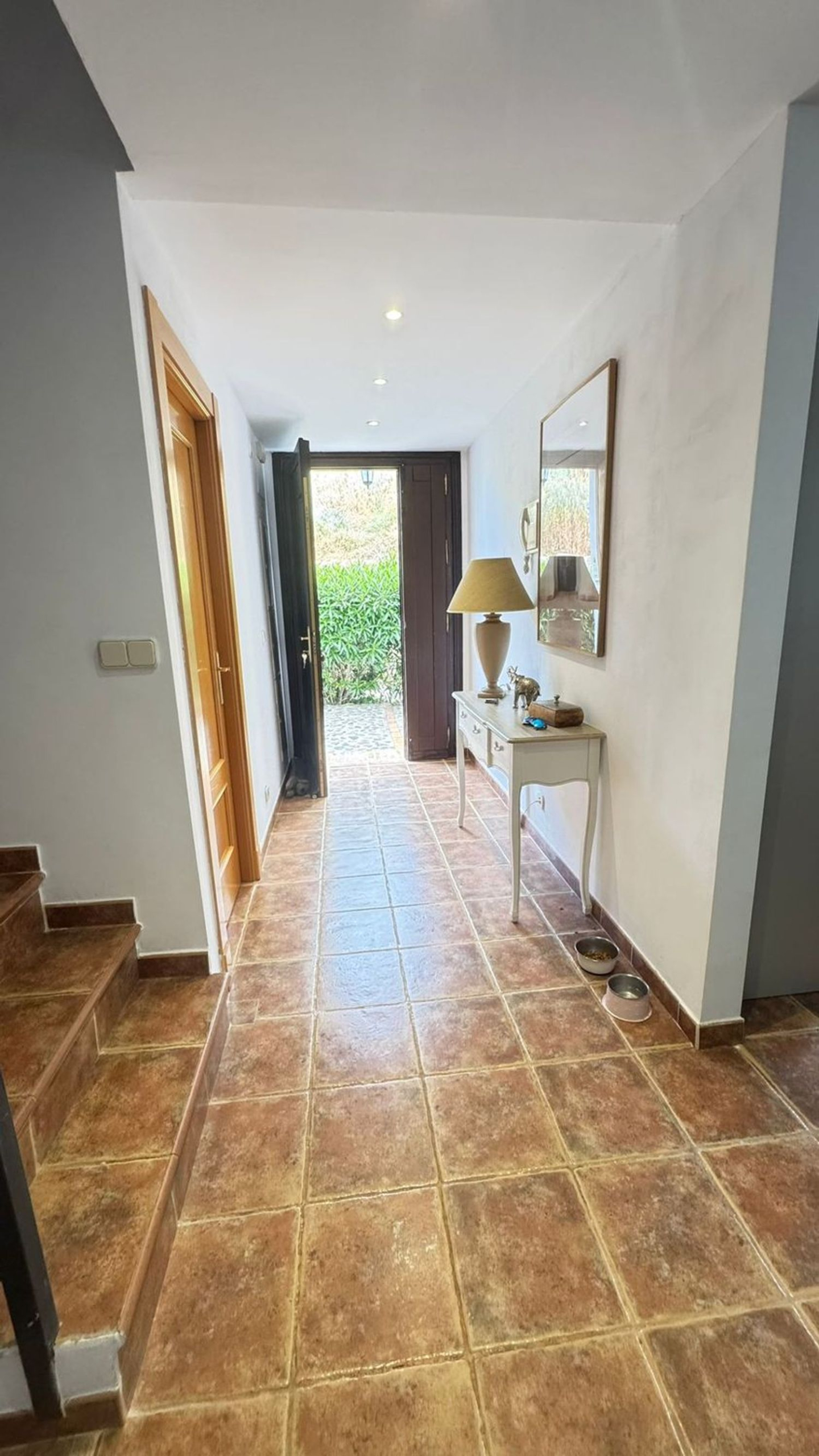 REF. LZ130526EST – Inmueble en Paraiso-Barronal