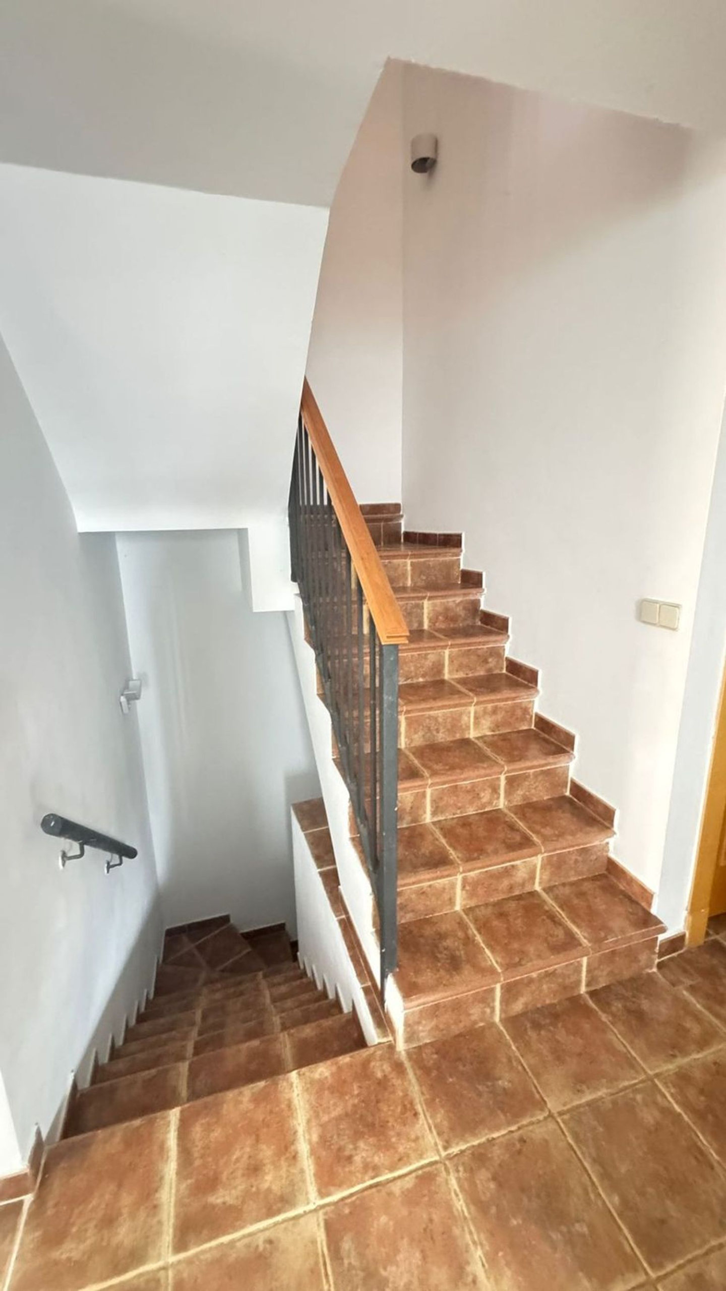 REF. LZ130526EST – Inmueble en Paraiso-Barronal