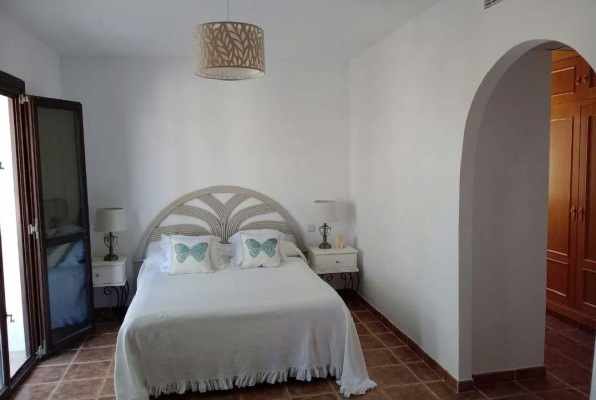REF. LZ130526EST – Inmueble en Paraiso-Barronal
