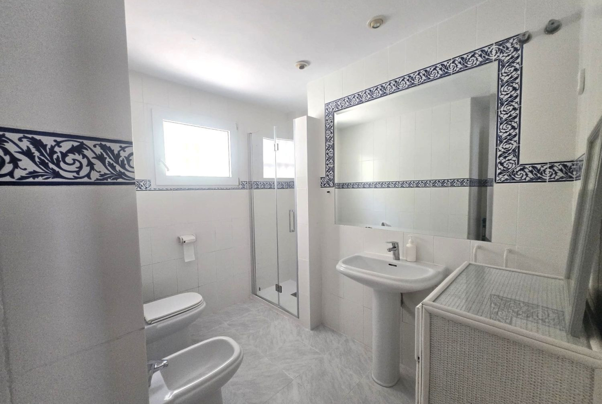 REF. SP260526MA – Inmueble en Pinares de San Antón