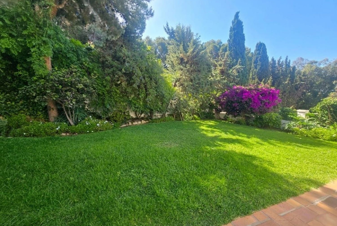 REF. SP260526MA – Inmueble en Pinares de San Antón