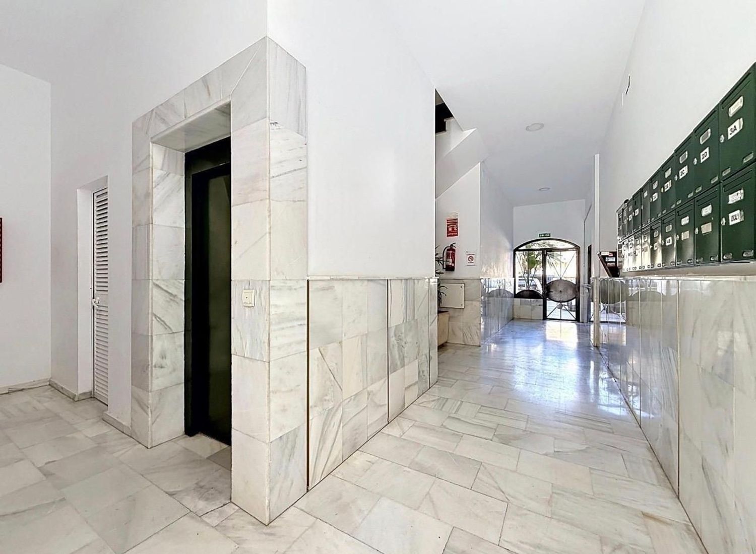 REF. LZ030626SAB – Inmueble en San Luis de Sabinillas