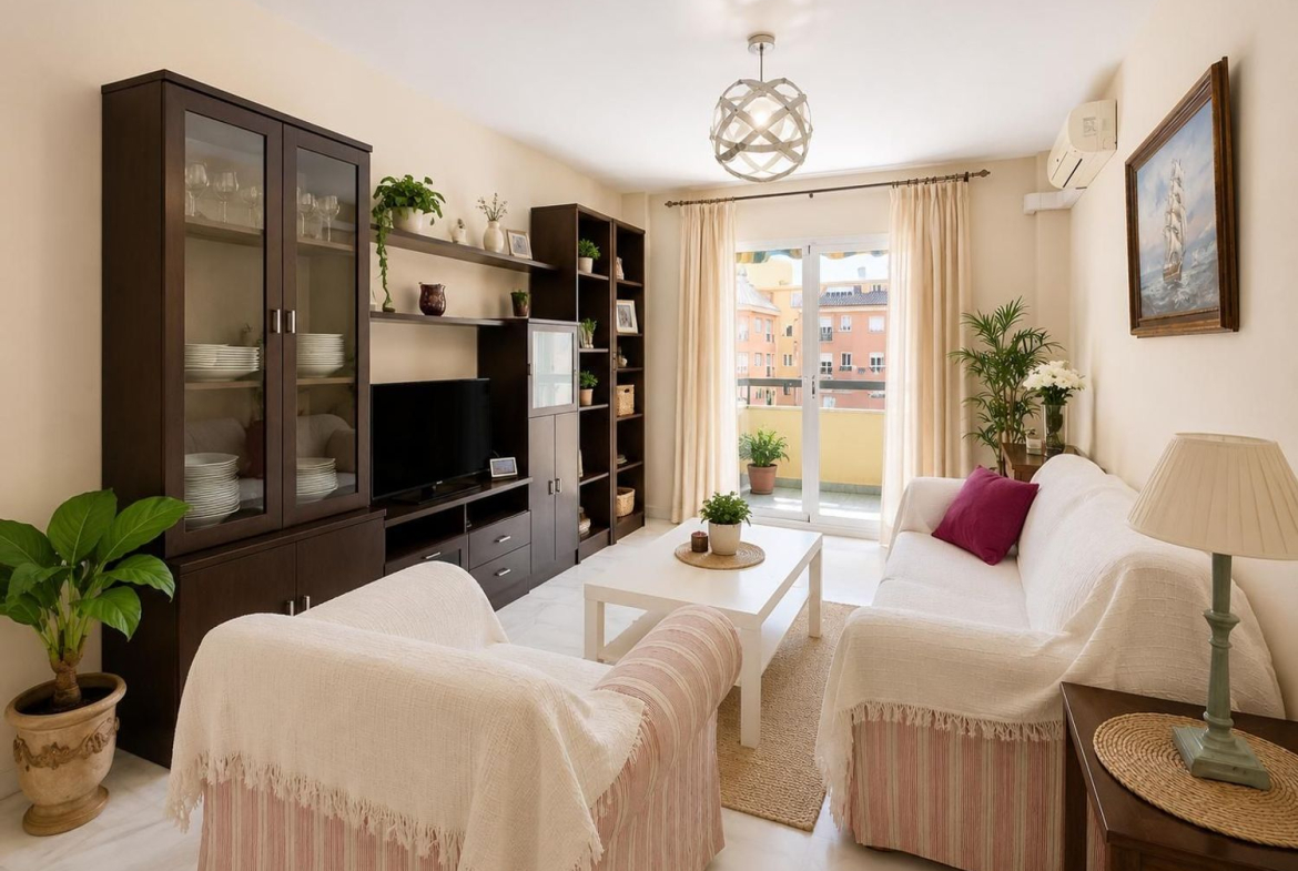 REF. LZ030626SAB – Inmueble en San Luis de Sabinillas