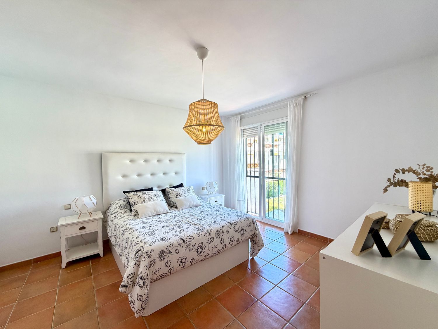 1447120697 REF. SP090626TDB – Inmueble en Añoreta baja