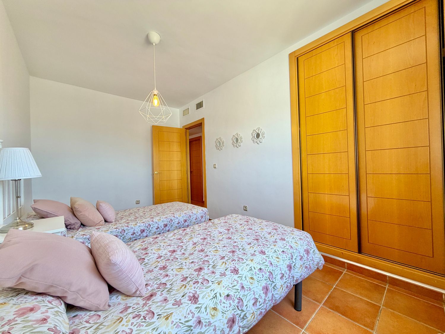 1447120698 REF. SP090626TDB – Inmueble en Añoreta baja