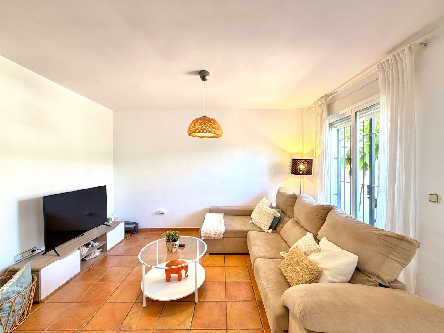 1447120727 REF. SP090626TDB – Inmueble en Añoreta baja
