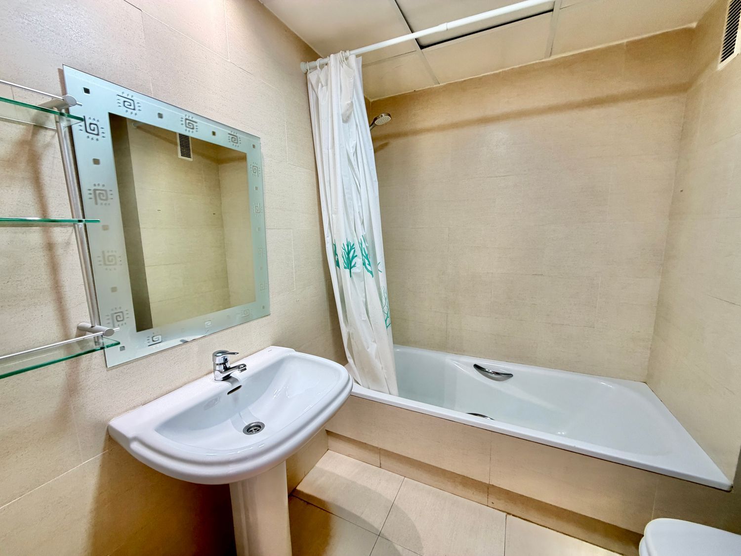 1447120738 REF. SP090626TDB – Inmueble en Añoreta baja