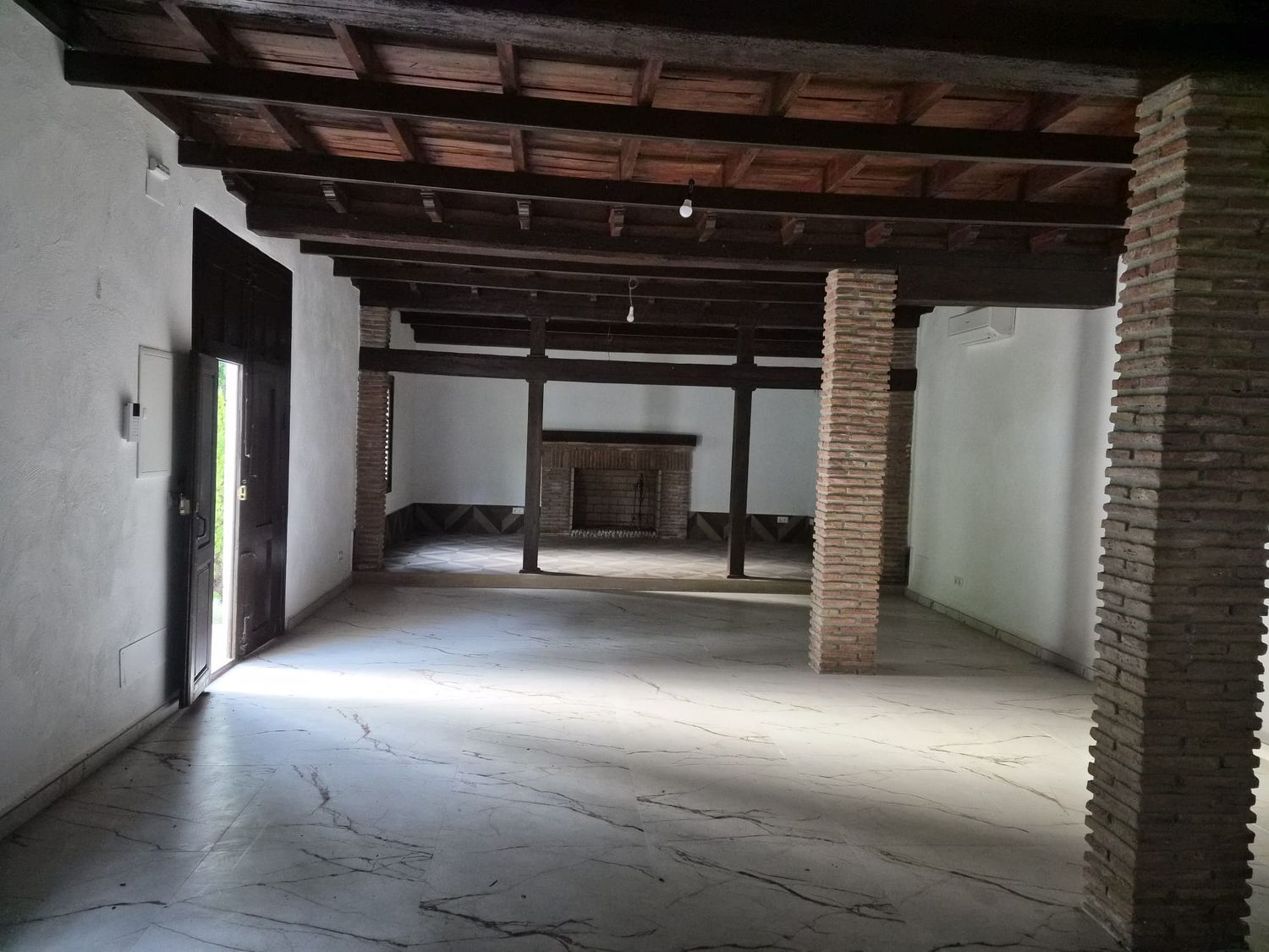 1449240339 REF. JS010426ALO – Inmueble en Alora
