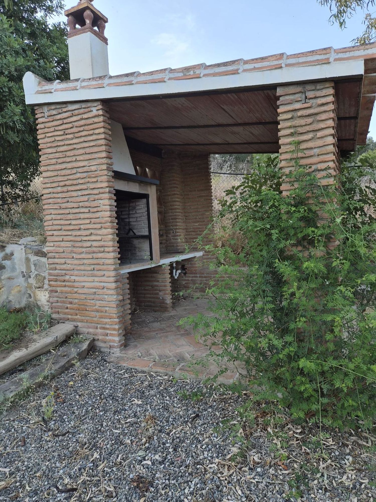 1449240342 REF. JS010426ALO – Inmueble en Alora