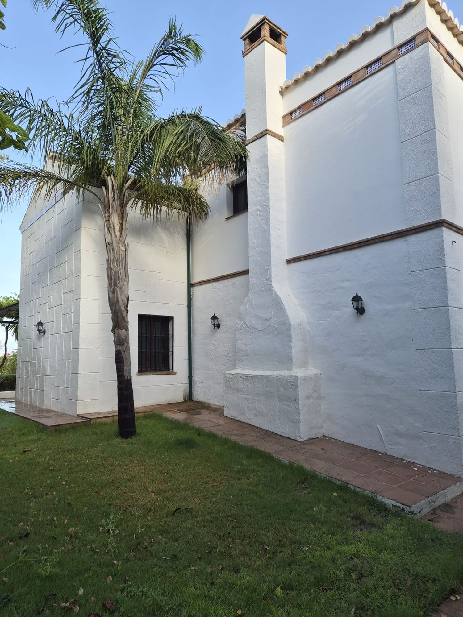 1449240423 REF. JS010426ALO – Inmueble en Alora