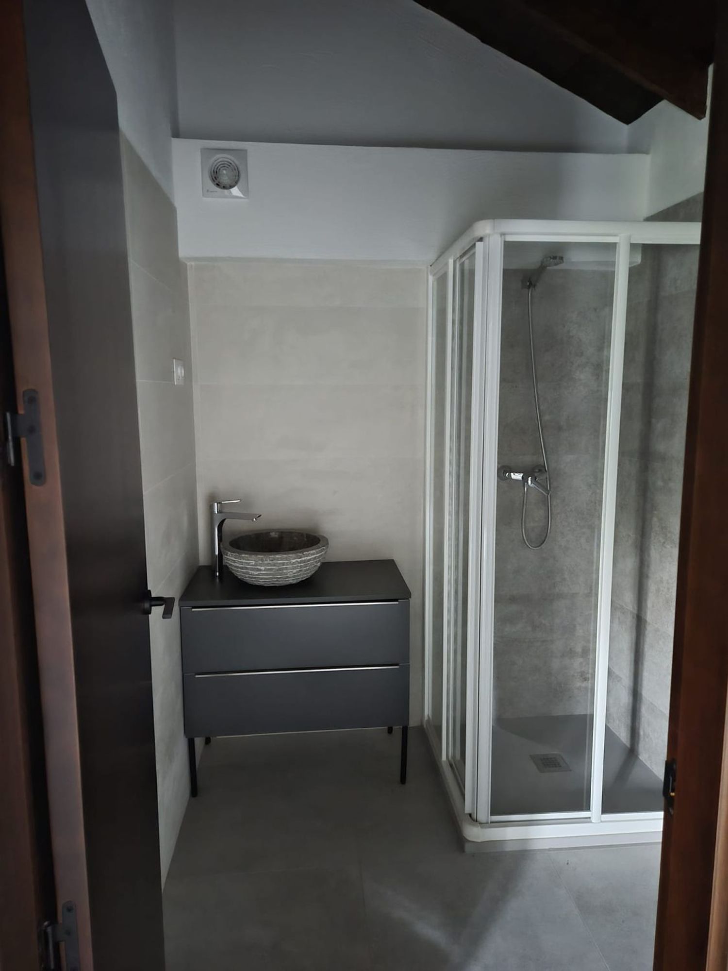 1449240424 REF. JS010426ALO – Inmueble en Alora