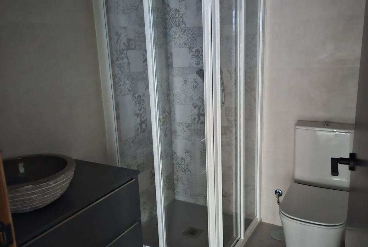 REF. JS010426ALO – Inmueble en Alora