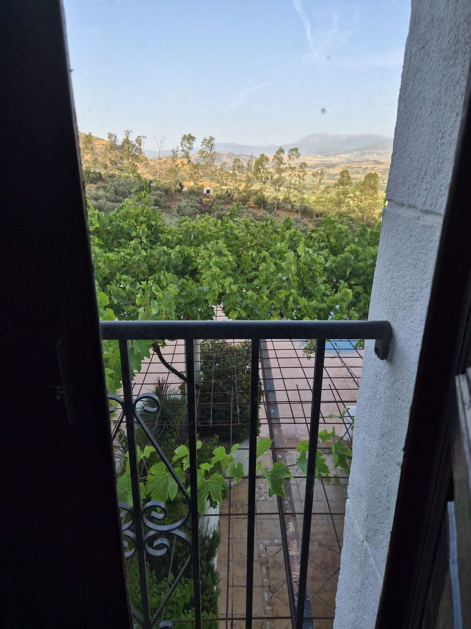 1449240450 REF. JS010426ALO – Inmueble en Alora
