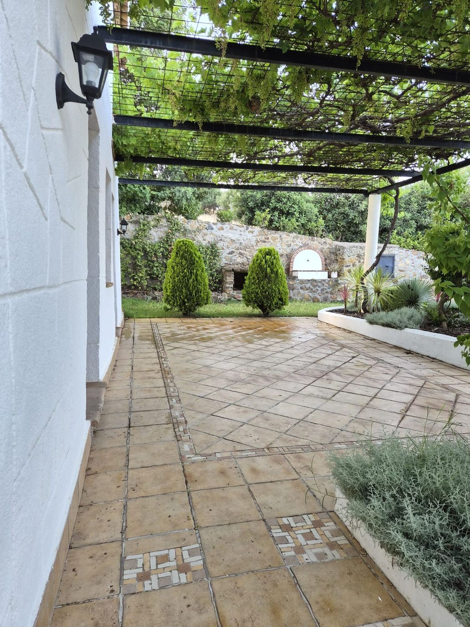 1449240455 REF. JS010426ALO – Inmueble en Alora