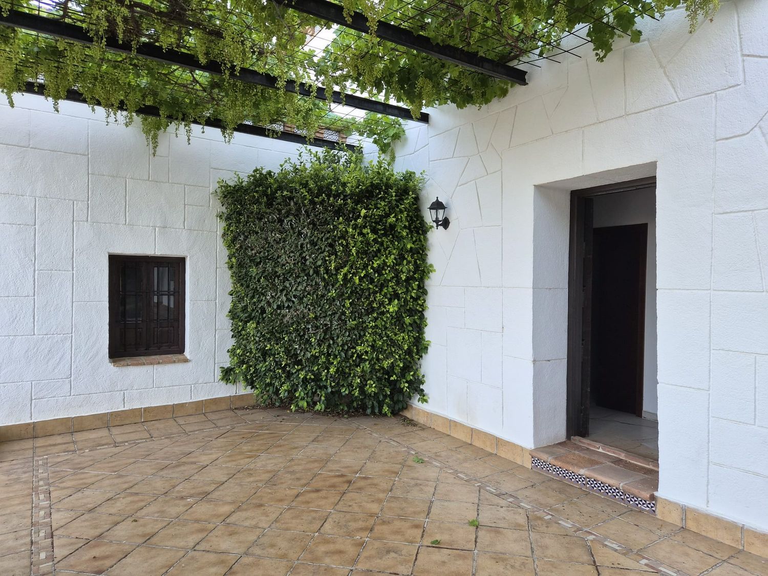 1449240456 REF. JS010426ALO – Inmueble en Alora