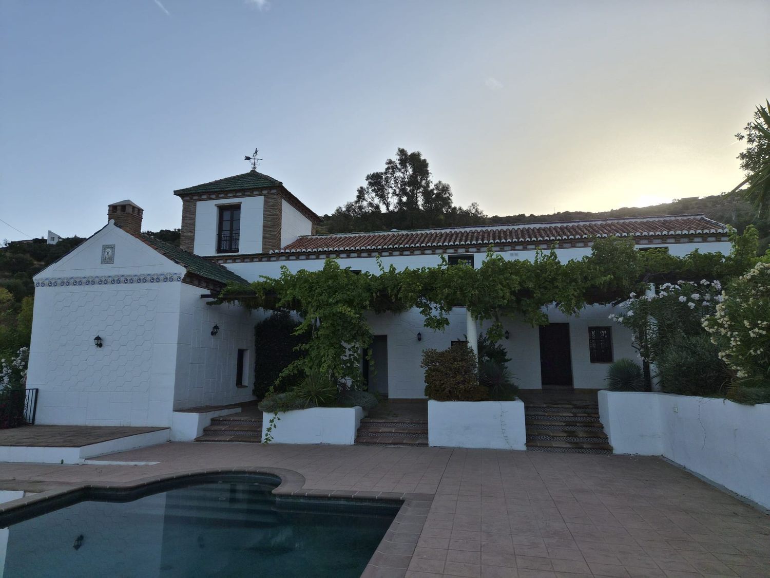 1449240459 REF. JS010426ALO – Inmueble en Alora