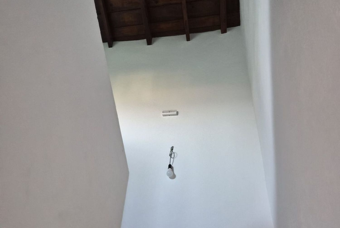 REF. JS010426ALO – Inmueble en Alora