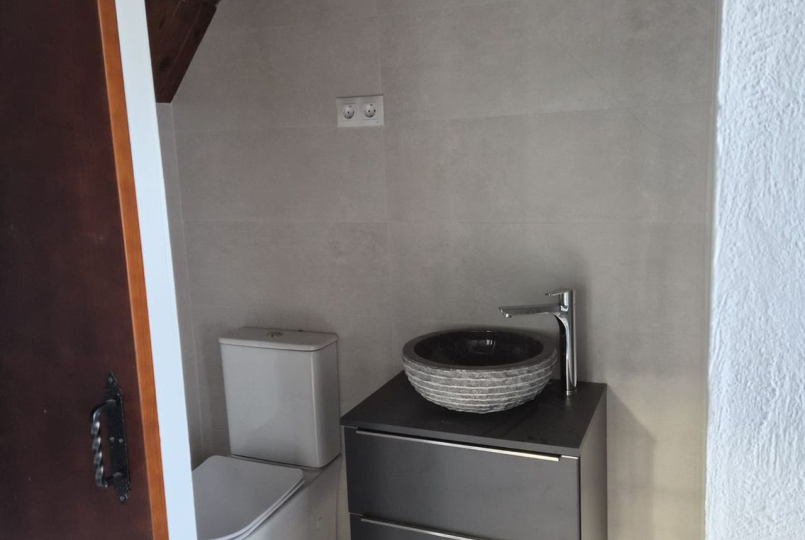 REF. JS010426ALO – Inmueble en Alora