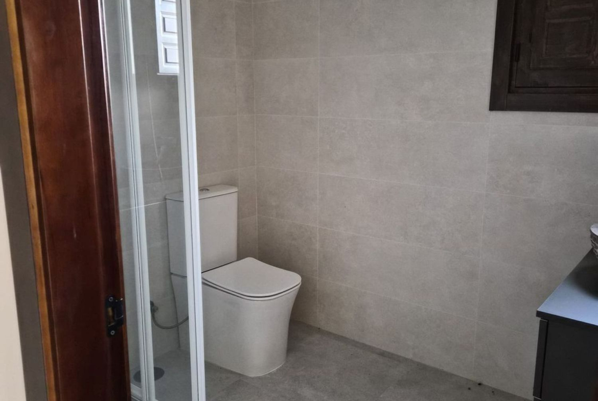REF. JS010426ALO – Inmueble en Alora