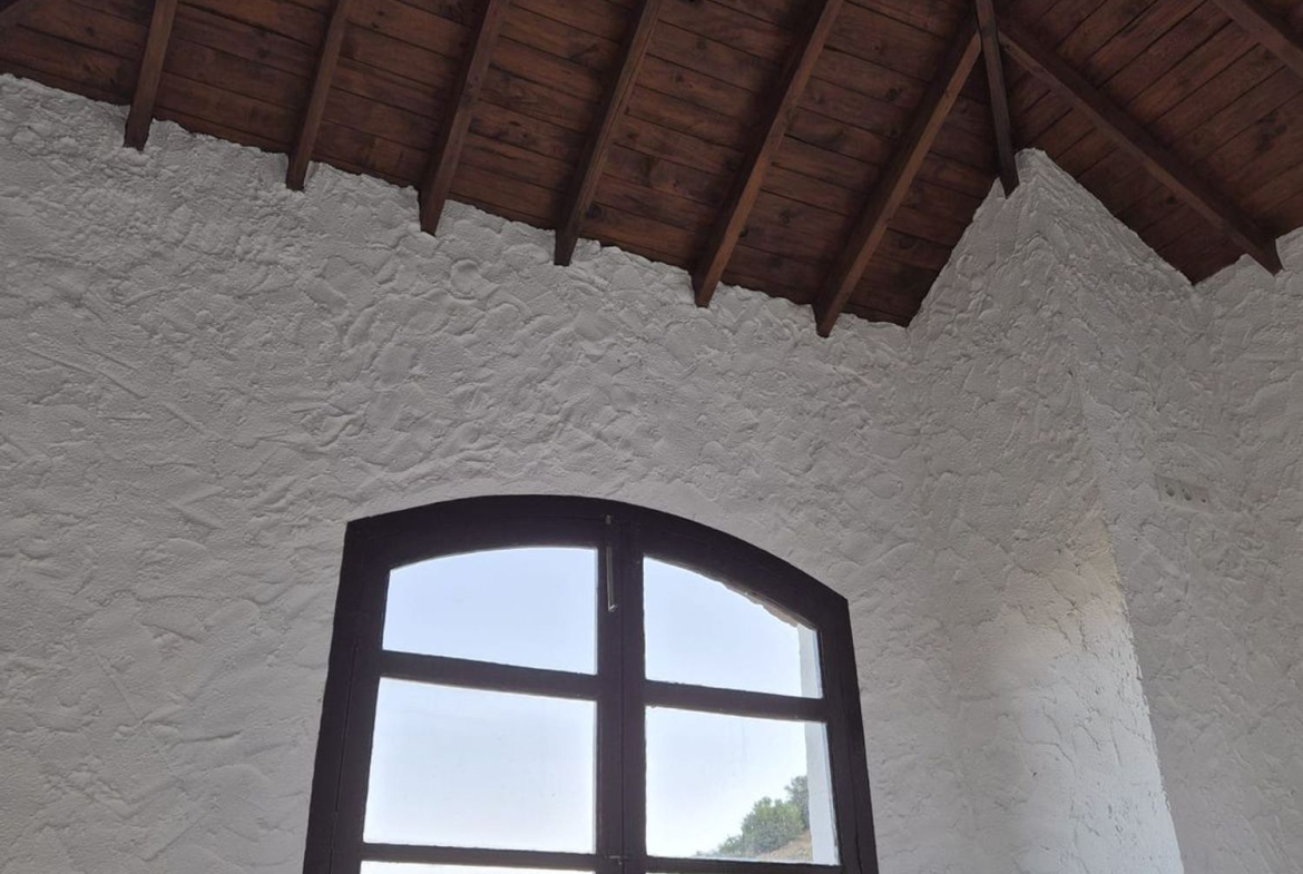 REF. JS010426ALO – Inmueble en Alora