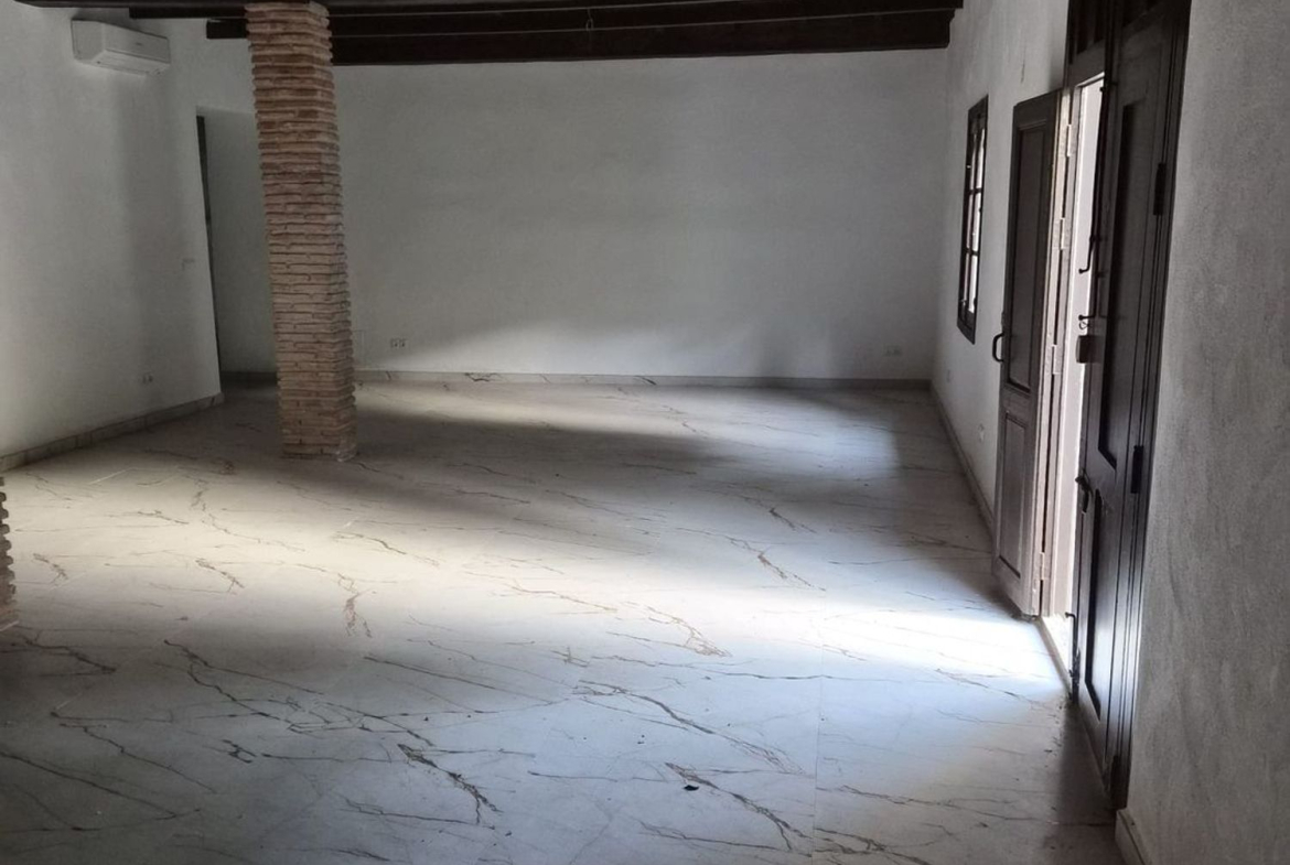 REF. JS010426ALO – Inmueble en Alora